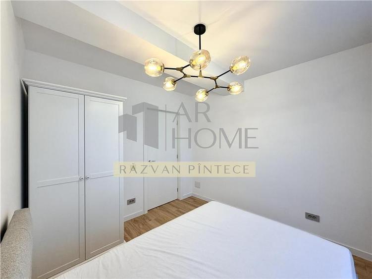 Apartament cu 3 camere decomandat, mobilat în Mărășești