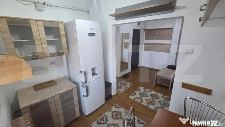 Apartament cu 2 camere decomandat în Industrială