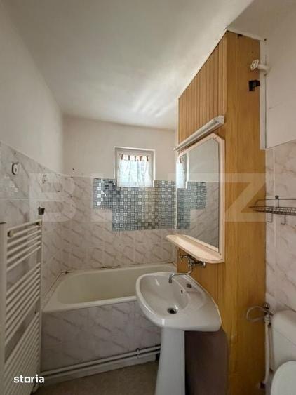 Apartament cu 3 camere în Dâmbu Pietros