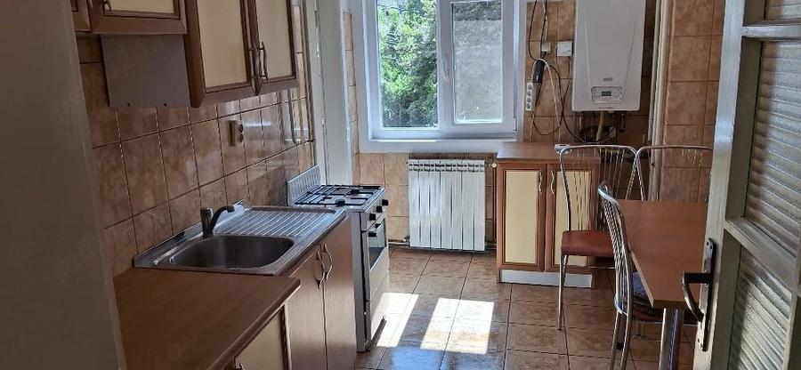 Apartament cu 2 camere decomandat în Exterior Vest