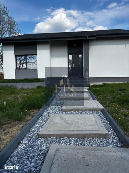 Casă cu 4 camere cu Teren 1500 Mp în Ciurea