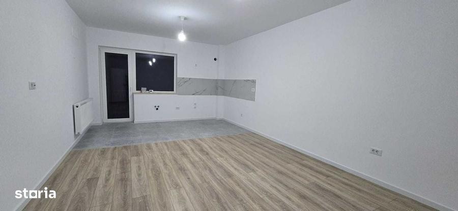 Apartament cu 2 camere în Tractorul