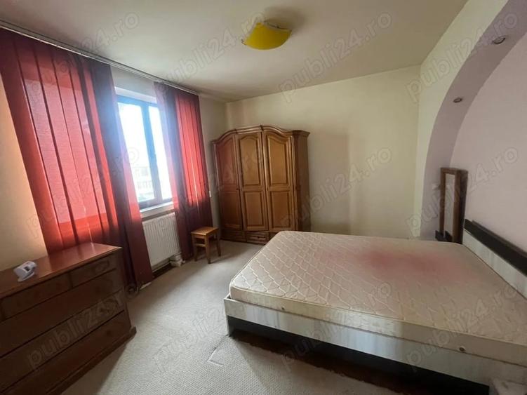Casă cu 4 camere în Ultracentral