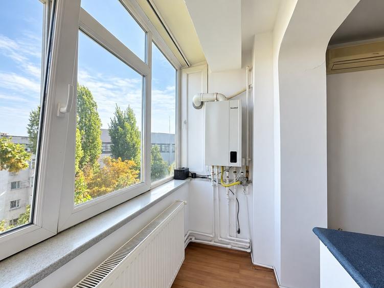 Apartament cu 2 camere semidecomandat, mobilat în Tomis III