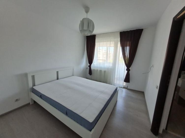 Apartament cu 2 camere semidecomandat în Titan