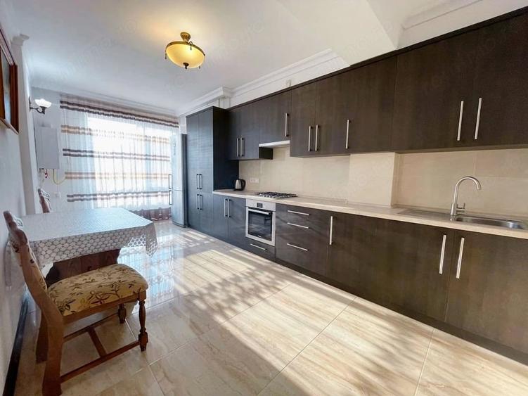 Garsonieră decomandată în Tei