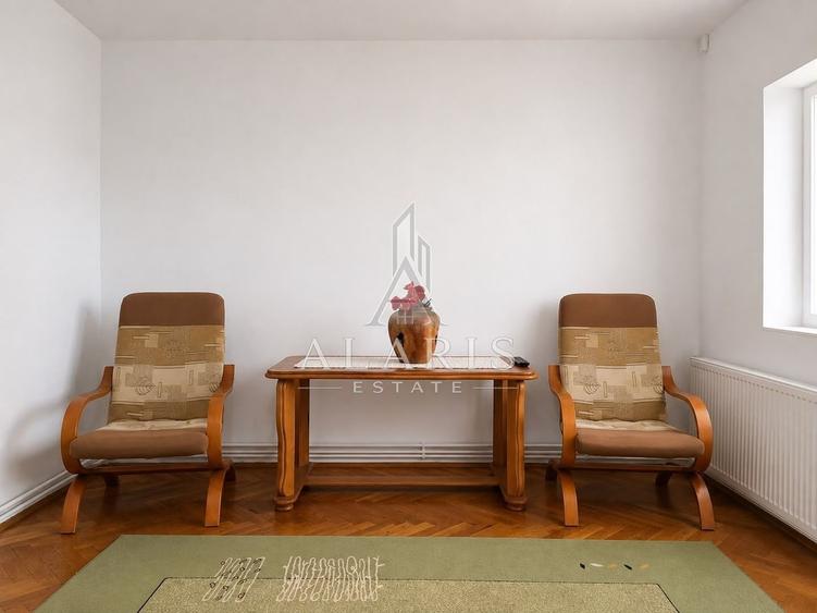Apartament cu 4 camere decomandat, mobilat în Bucovina