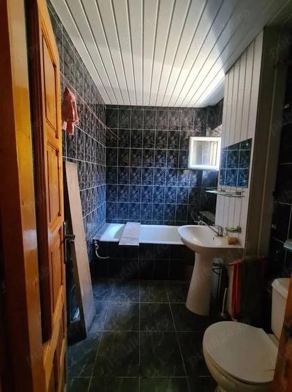 Apartament cu 3 camere semidecomandat în Fălticeni