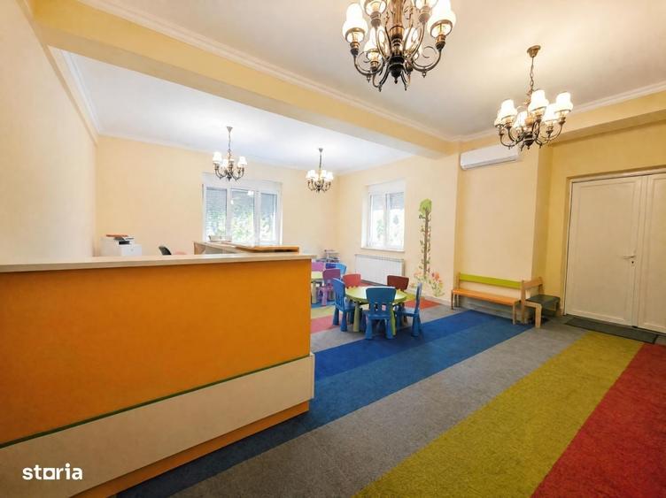 Casă cu 4 camere cu Teren 1000 Mp în Central
