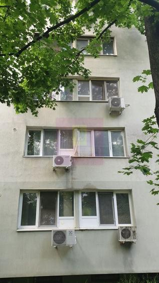Garsonieră semidecomandată în Titan