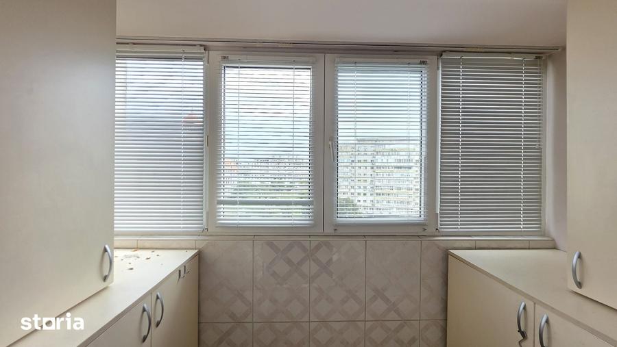Apartament cu 2 camere decomandat în Gara de Nord