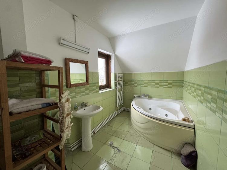 Casă cu Canalizare în Slătioara