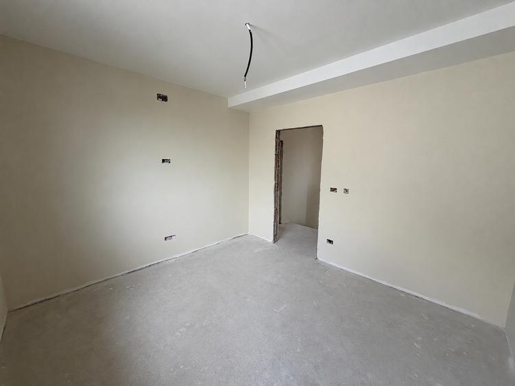 Duplex cu 5 camere cu Teren 397 Mp în Moșnița Nouă