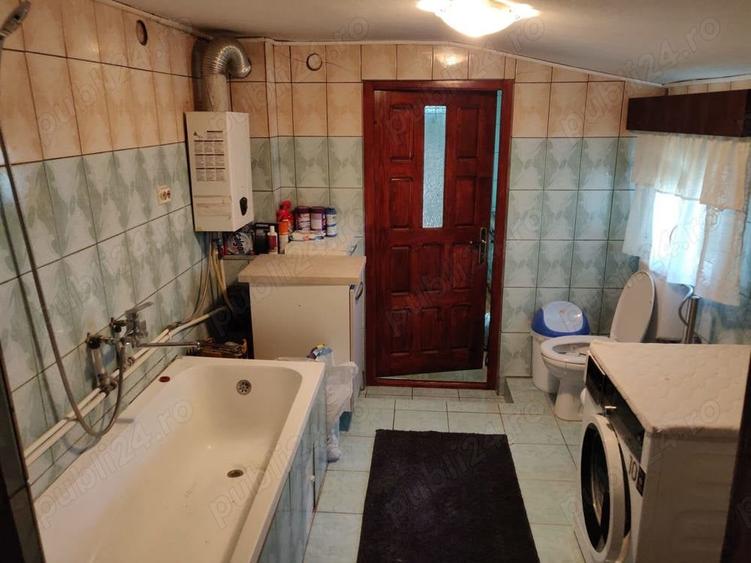 Casă cu 4 camere cu Teren 24000 Mp în Costișa de Sus