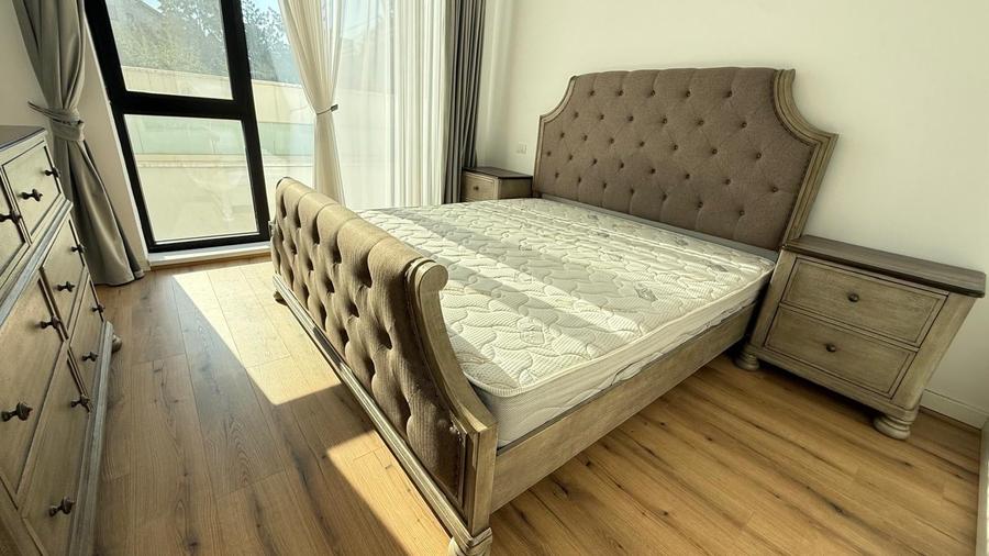 Apartament cu 4 camere în Pipera