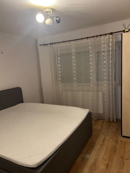 Apartament cu 2 camere decomandat în Exterior Vest