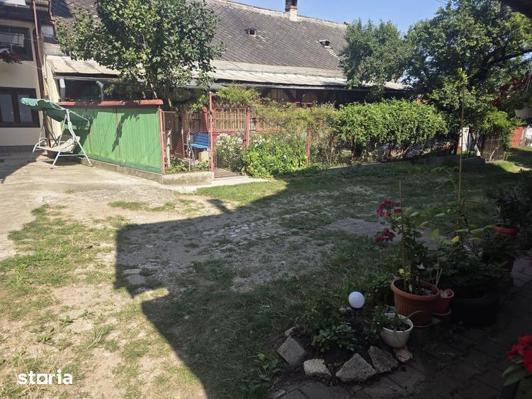 Apartament cu 2 camere semidecomandat în Tractorul