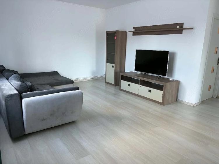 Casă cu Teren 330 Mp în Corbu