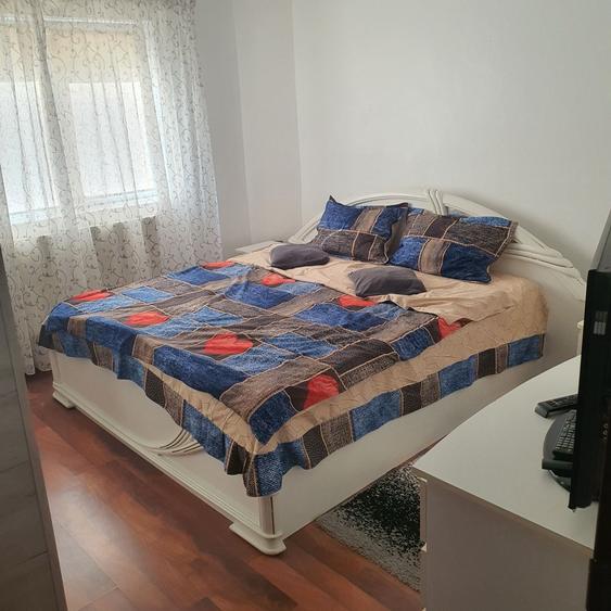 Apartament cu 3 camere decomandat în Nord