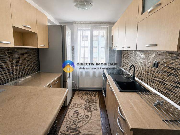 Apartament cu 2 camere decomandat în Precista