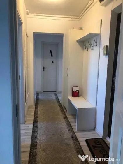 Apartament cu 2 camere decomandat în Mihai Viteazul