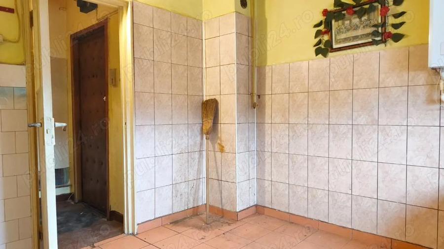 Apartament 2 camere, zona Gojdu - 11