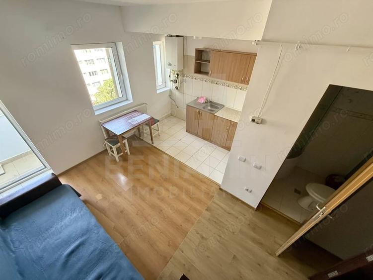 Apartament cu 3 camere decomandat în Gării