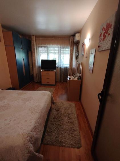 Casă cu 4 camere în Valea Lupului