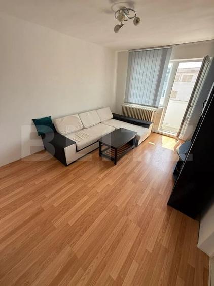 Apartament cu 2 camere nedecomandat în Central