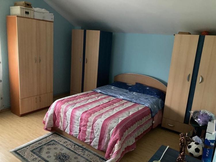 Casă cu 4 camere în Lilieci