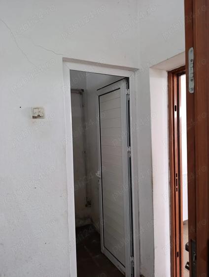 Spațiu comercial, de 200 mp, în Rădoiești