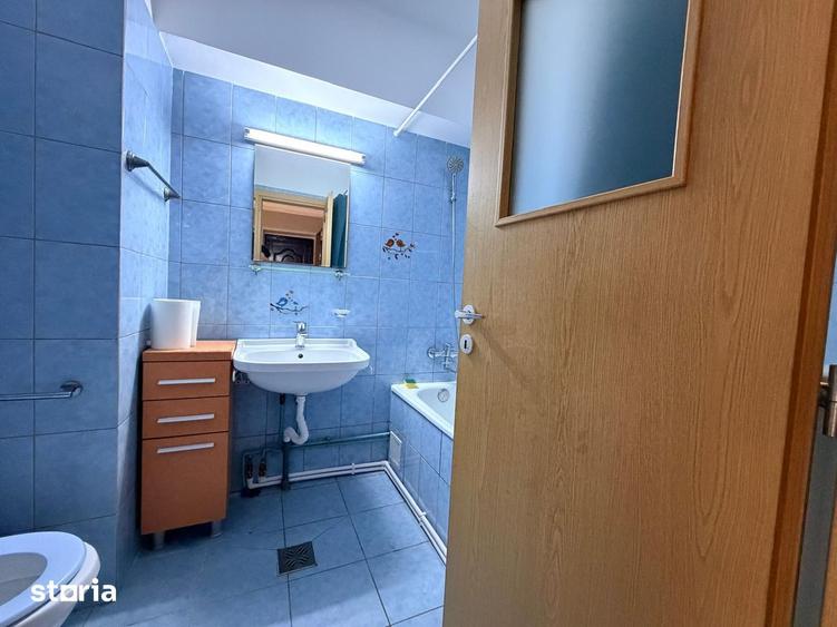 Apartament cu 2 camere decomandat în Nicolina