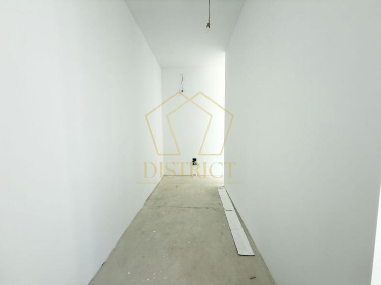 Duplex cu 5 camere cu Canalizare în Dumbrăvița