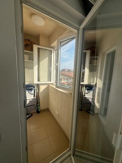 Apartament cu 3 camere semidecomandat, mobilat în 1 Decembrie 1918
