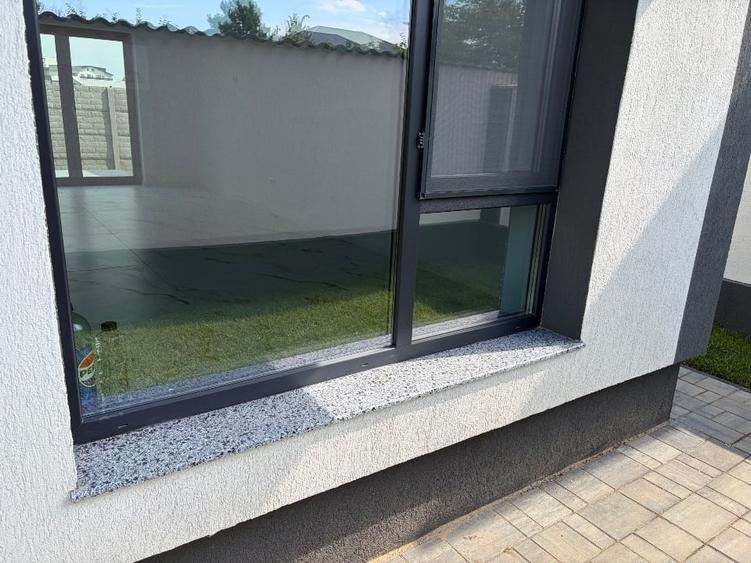 Casă individuală cu 3 camere cu Teren 300 Mp în Central