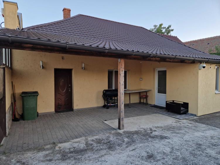 Casă cu 2 camere în Ultracentral