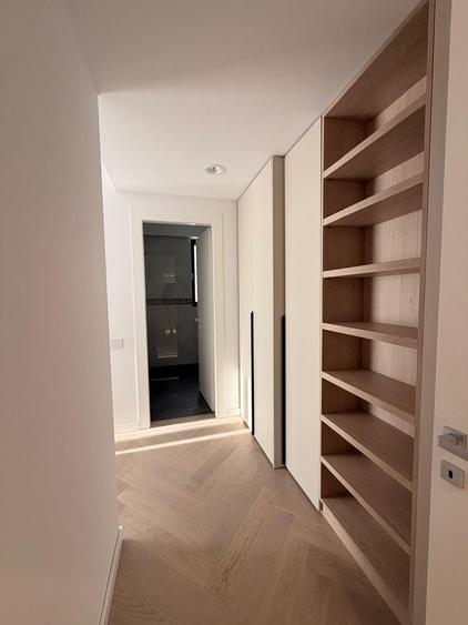 Apartament cu 3 camere decomandat, mobilat în Iancu Nicolae