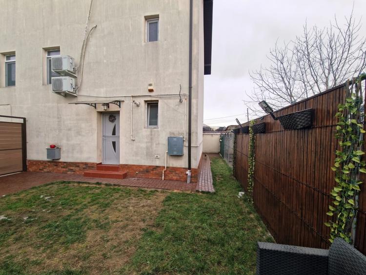 Casă individuală cu 4 camere cu Canalizare în Popești-Leordeni