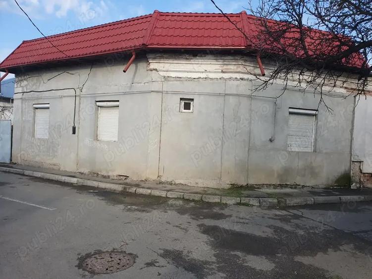 Casă cu 2 camere în Port