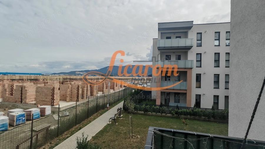 Apartament cu 2 camere semidecomandat în Cristian