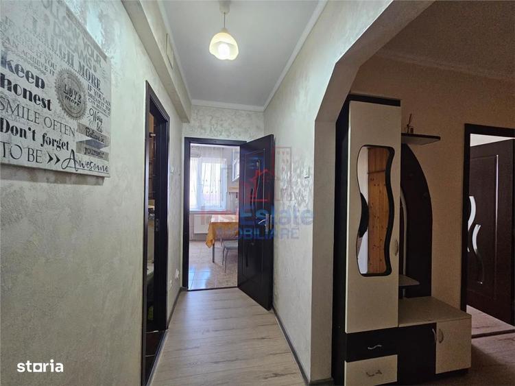 Apartament cu 2 camere decomandat, mobilat în Alexandru cel Bun