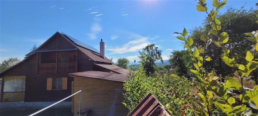 Casă individuală cu 4 camere cu Teren 2156 Mp în Exterior Sud