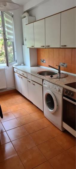 Inchiriez apartament 2 camere - 1
