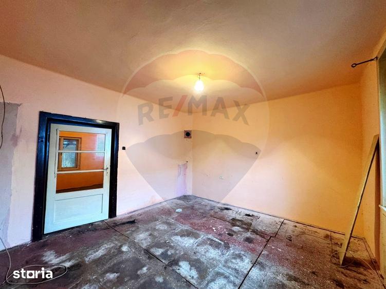 Casă cu 3 camere cu Teren 750 Mp în Central