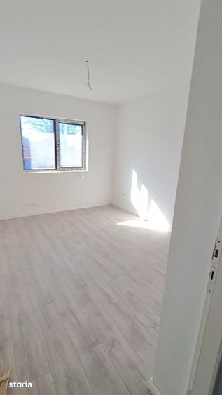 Casă cu 4 camere cu Teren 300 Mp în Ciurea