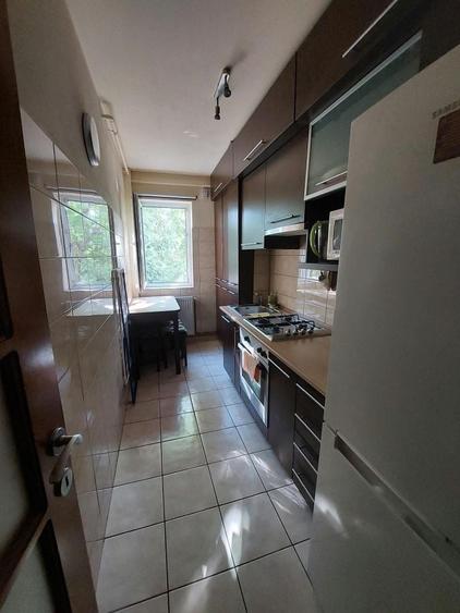 Apartament cu 2 camere semidecomandat în Aurel Vlaicu