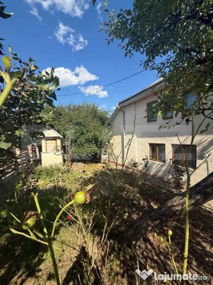 Casă cu 7 camere cu Teren 1352 Mp în Burdujeni