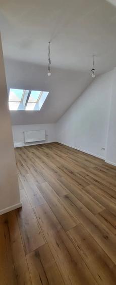 Apartament cu 4 camere decomandat în Telegrafului