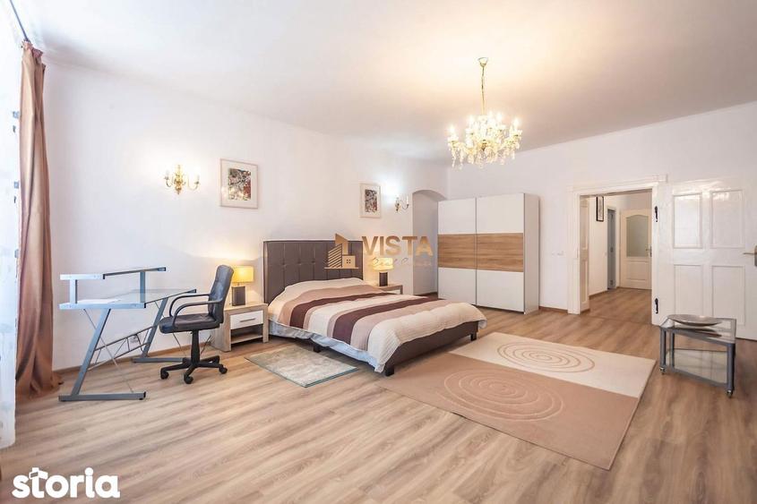 Apartament cu 3 camere, mobilat în Centrul Istoric