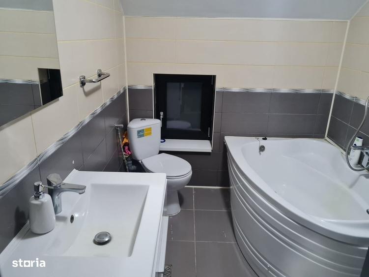 Casă cu 4 camere în Ghiroda